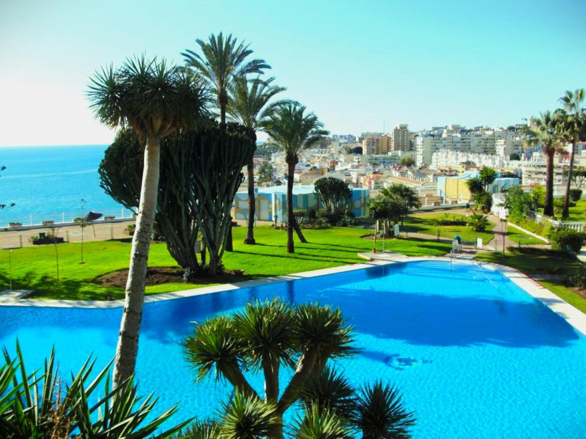 Santa Clara Modern & Exclusive Seafront Apartment Torremolinos Extérieur photo