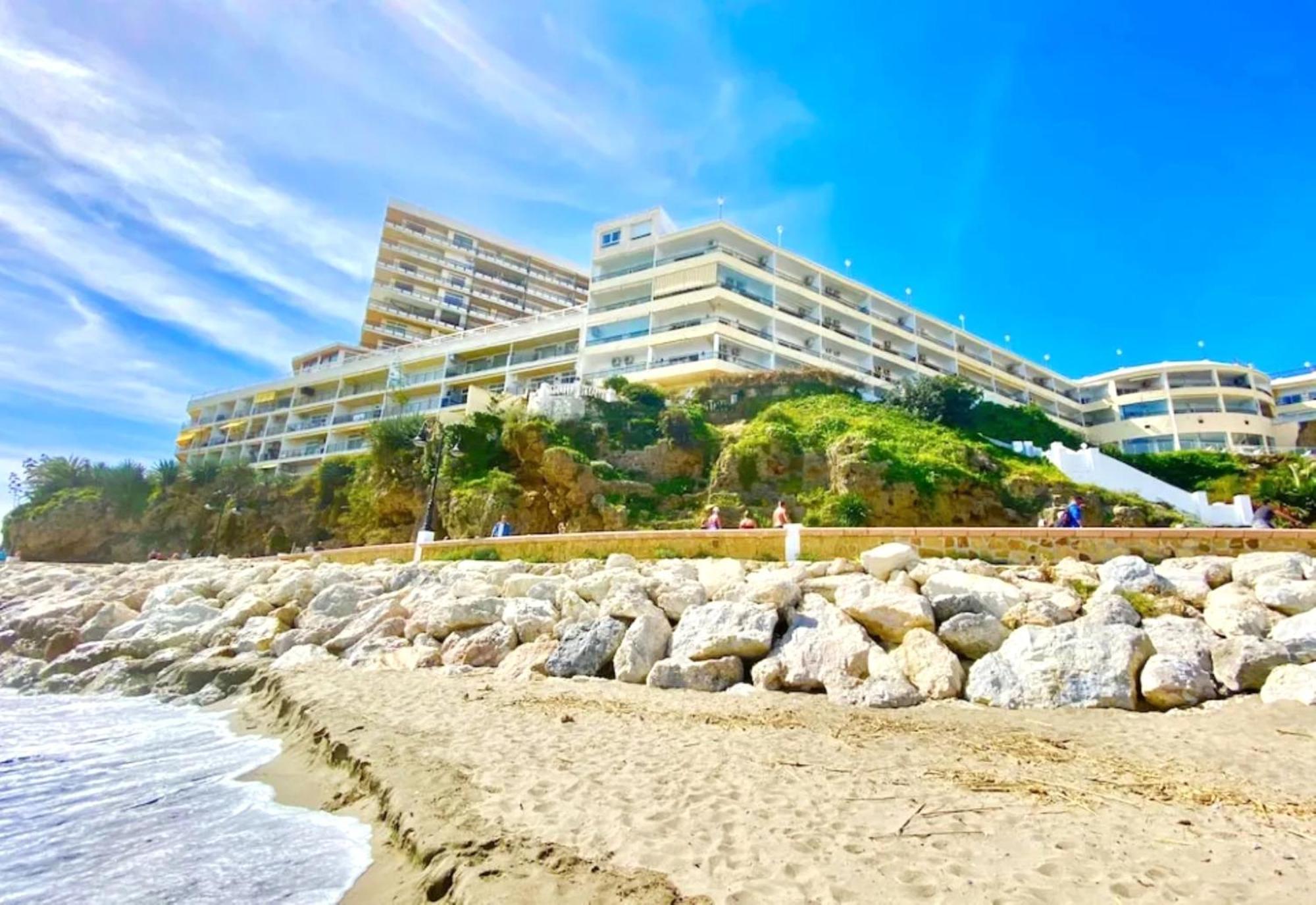 Santa Clara Modern & Exclusive Seafront Apartment Torremolinos Extérieur photo
