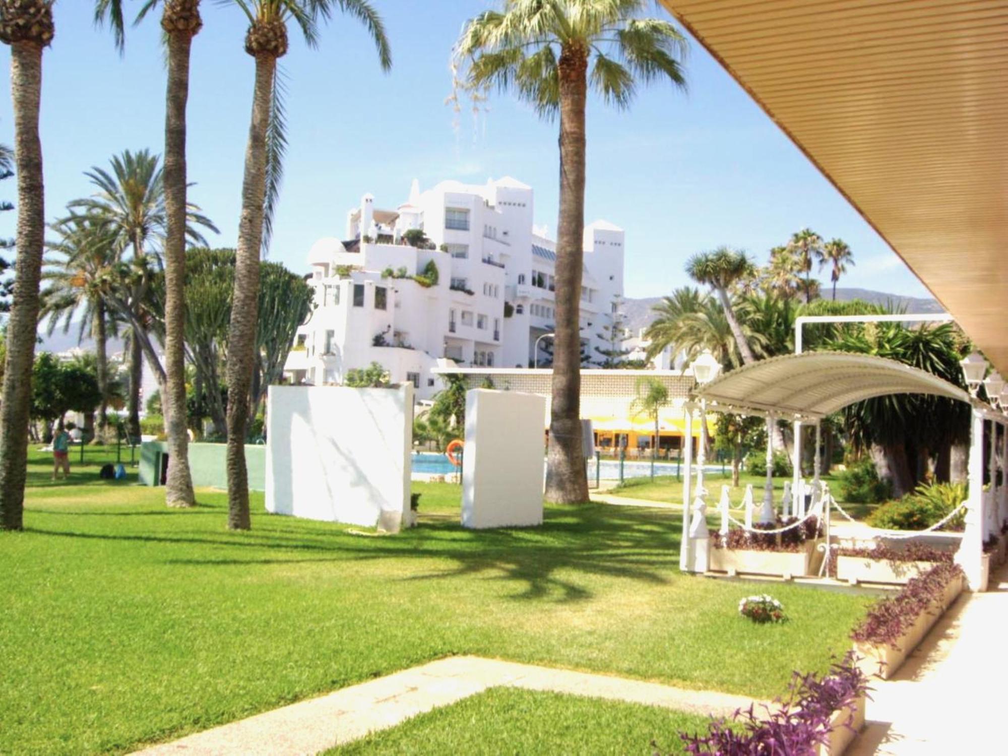 Santa Clara Modern & Exclusive Seafront Apartment Torremolinos Extérieur photo