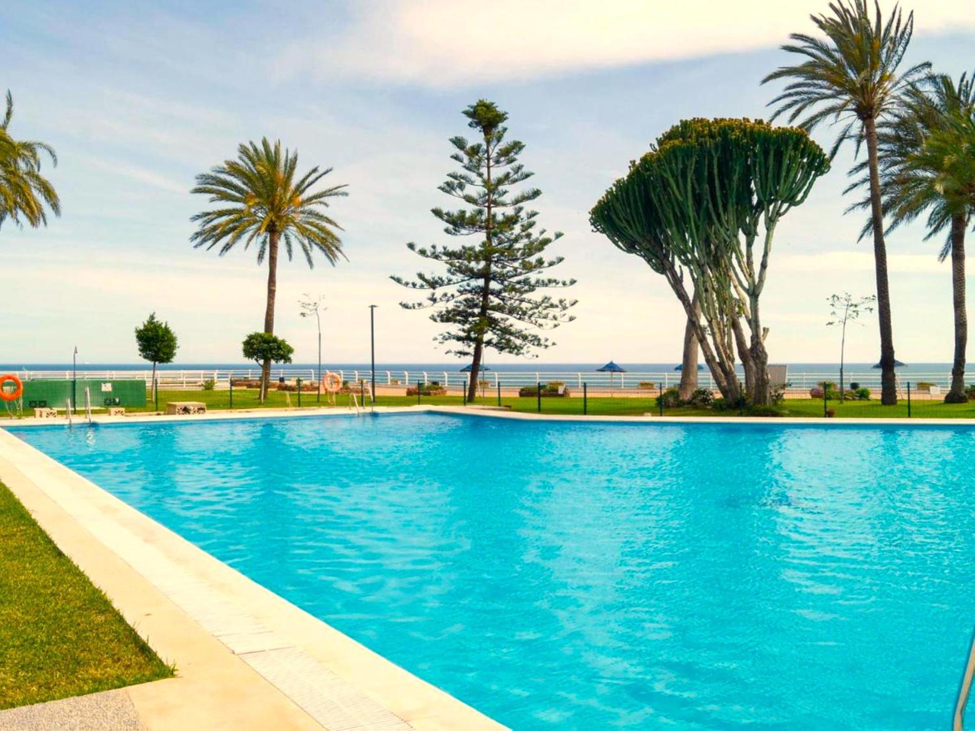 Santa Clara Modern & Exclusive Seafront Apartment Torremolinos Extérieur photo