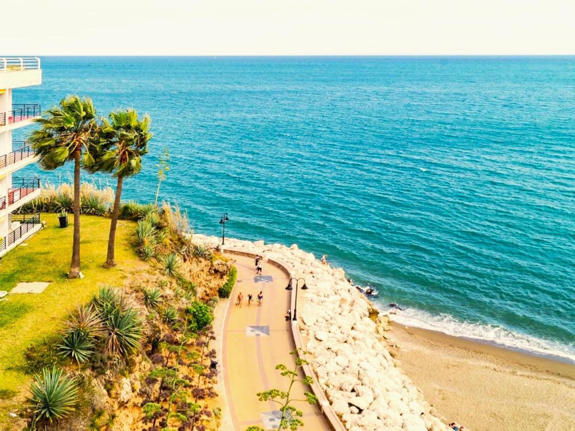 Santa Clara Modern & Exclusive Seafront Apartment Torremolinos Extérieur photo
